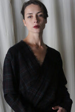 Load image into Gallery viewer, X Blouse With Sleeves | Japanese Wool Gauze Forest Plaid