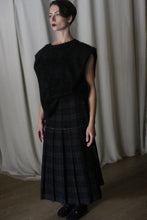 Load image into Gallery viewer, Hand Pleated Wrap Skirt | Japanese Wool Gauze Forest Plaid