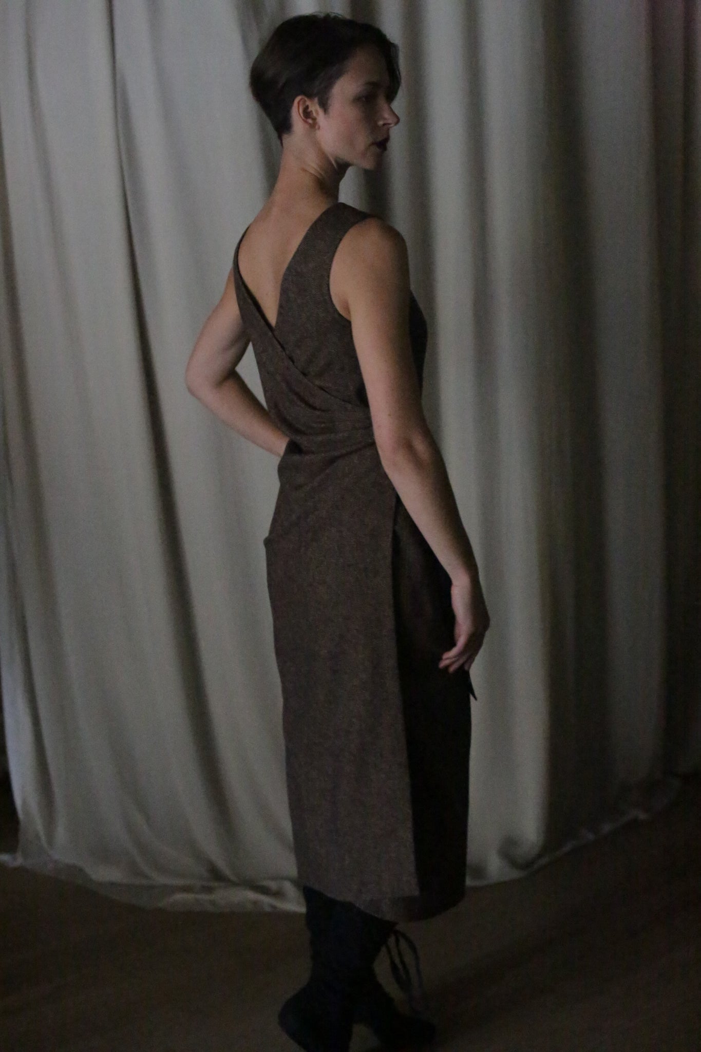 drape design dress Elegant Draped Dresses for Weddings & Cocktail Parties