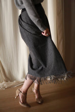 Load image into Gallery viewer, Men&#39;s Scarf Petal Skirt | Charcoal